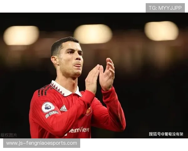 足球球星挂像的象征意义与文化影响探析